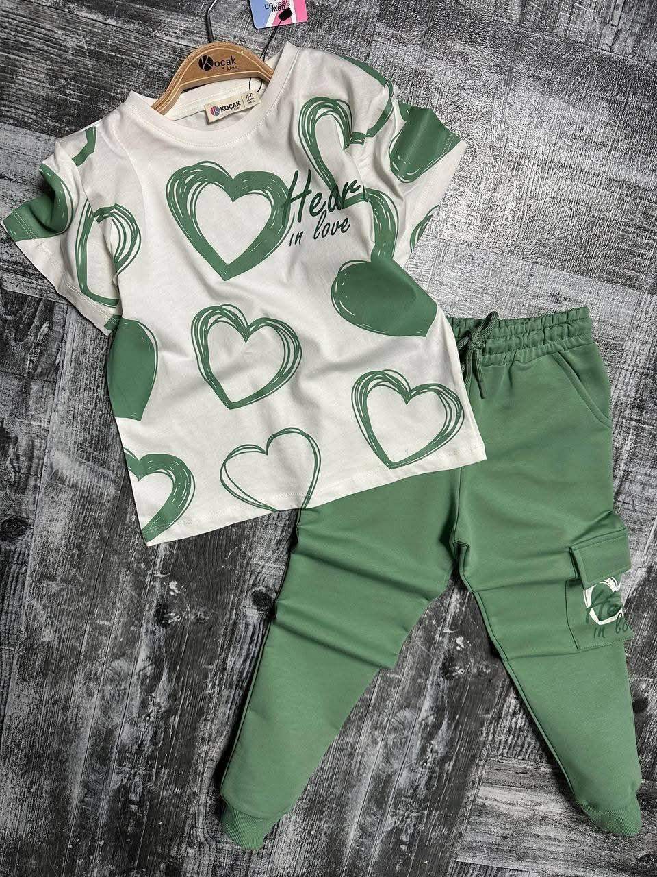 Dres zielony serduszko